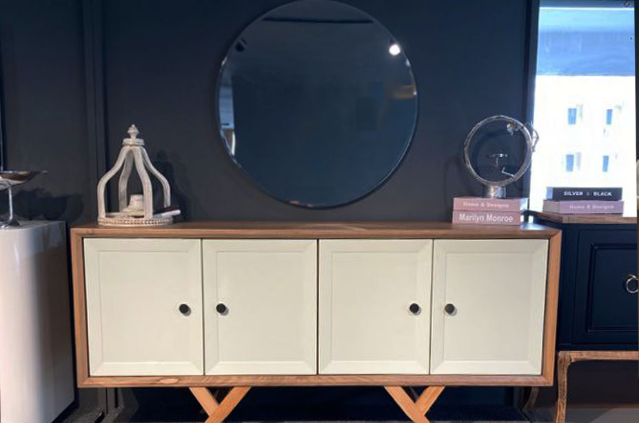 آینه و کنسول